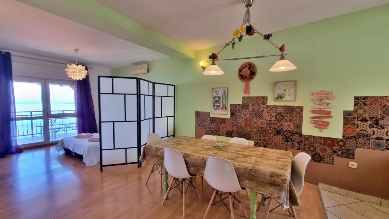Apartments Soric Оміш Екстер'єр фото